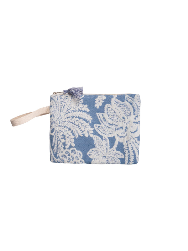 CLUTCH DE FLORES BORDADAS